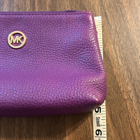 Michael Kors Bag - Picture 3 of 9